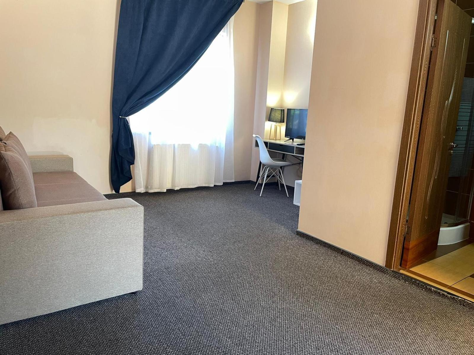 Long Street Hotel Braşov Habitación foto