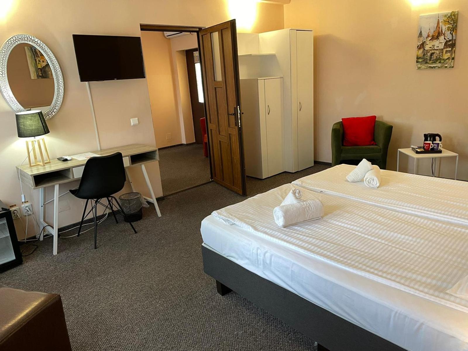 Long Street Hotel Braşov Habitación foto